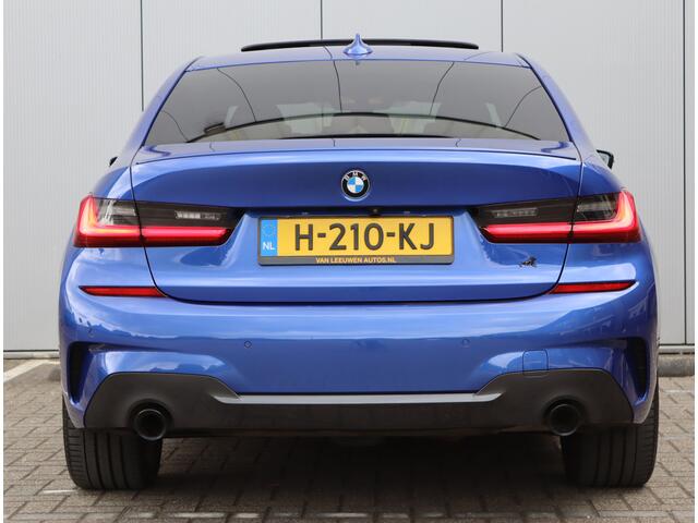 BMW 3-SERIE 330e M-sport | Schuifdak | Leder | H&K | 360 Camera | Org. NL