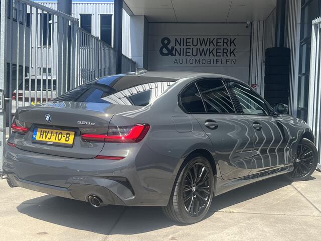 BMW 3-SERIE 320e High Executive Hybride | M-SPORT | CAMERA | NAVI | CARPLAY / ANDROID | PDC V+A | CRUISE CONTROL | CLIMATE CONTROL | LMV 18'' | STOELVERWARMING | LED | BLUETOOTH