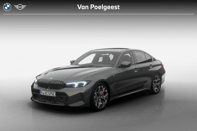 BMW 3-SERIE Sedan 330e | M Sport Pro | Comfort Pack | Active Cruise Control | Elektrisch bediend glazen schuif-/kanteldak | Lederen bekleding