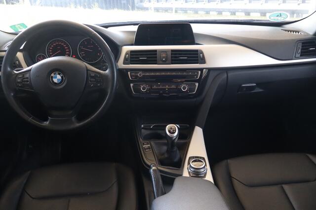 BMW 3-SERIE 318d | Navi | Cruise | Clima