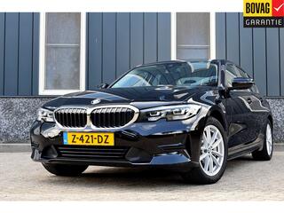 bmw-3-serie-330e-high-executive-rij