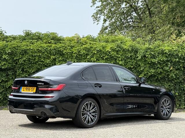 BMW 3-SERIE 330e | M-Sport | 18'' | Camera | Getint Glas | HiFi