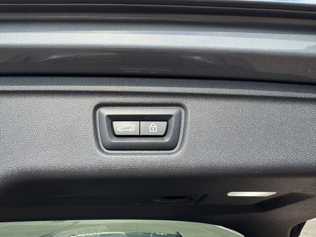 BMW 3-SERIE Touring 330e M-SPORT|292PK|LASER|CAMERA|FACELIFT|CARBON|+++