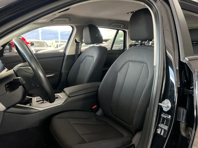 BMW 3-SERIE Touring 320i Executive Edition NL-AUTO | ACC |PARKEER CAMERA | NAVI |