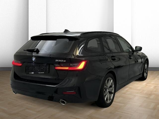 BMW 3-SERIE 330e Sport Line
