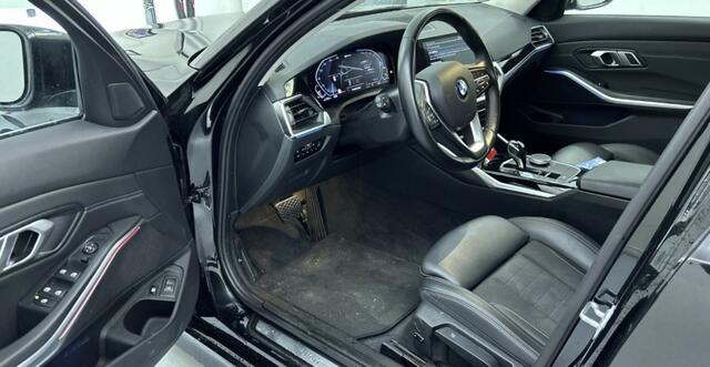 BMW 3-SERIE 330e Sport Line