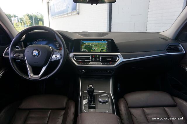 BMW 3-SERIE Touring 320i High Exec Leder | Sportinter | Carplay | DAB +