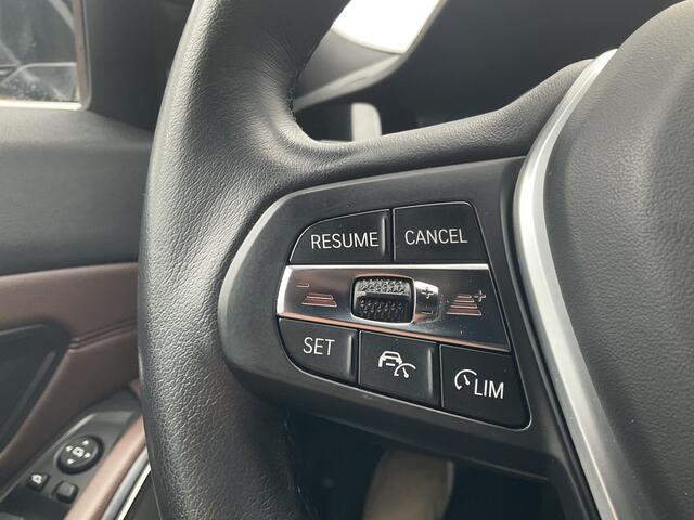 BMW 3-SERIE Touring 318d High Executive Harman/Kardon Leder Carplay Led Facelift NL-Auto!