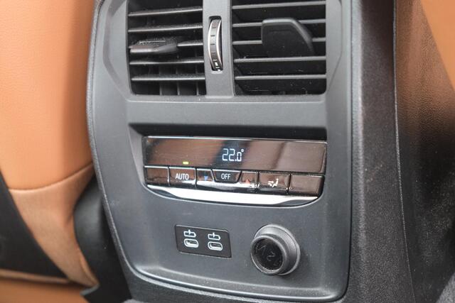 BMW 3-SERIE 330e eDrive Edition | Navi | App Connect | Climate | Cruise | Camera | Leder | PDC