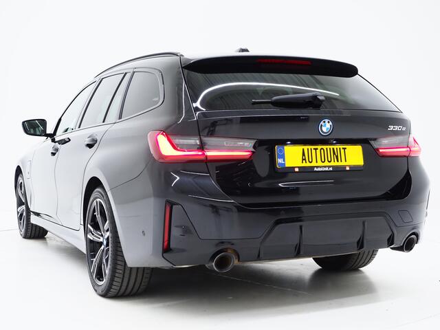 BMW 3-SERIE Touring 330e M-Sport Pro LCI | M-Sportstoelen | Panoramadak | Harman/Kardon | Head Up | Camera | Keyless