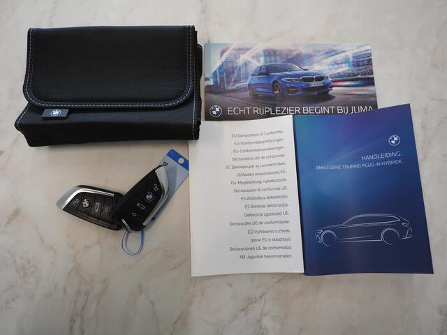 BMW 3-SERIE Touring 320e LCI Shadow Line | Widescreen | Carplay | Leder | Cruise | DAB | LED | PDC