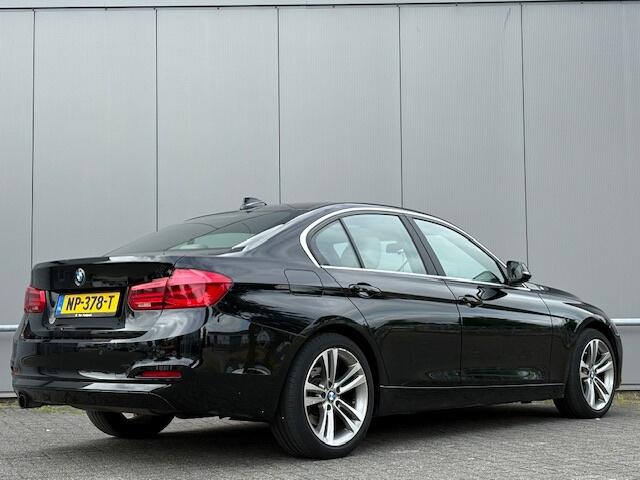 BMW 3-SERIE 318i High Exec. - nap - automaat - Navi - airco -