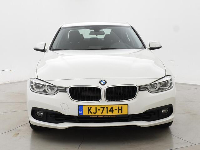 BMW 3-SERIE 330e 252 PK PLUG-IN HYBRID SEDAN + LED | DAB | STOELVERW. | SPORTSTOELEN