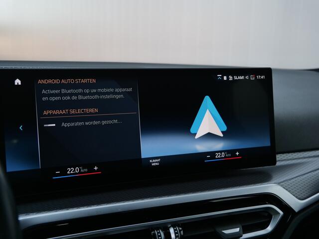 BMW 3-SERIE Touring 318i M-Sport 157 Pk Automaat Navigatie / DAB / Apple Carplay / Leer / M-pakket