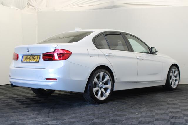 BMW 3-SERIE 316d Corporate Lease Essential |Navi|