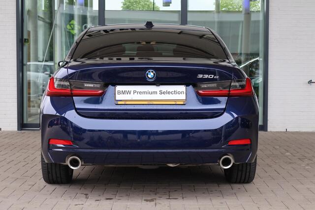 BMW 3-SERIE Sedan 330e Driving Assistant | Entertainment Pack | Parking Pack | Elektr. Trekhaak