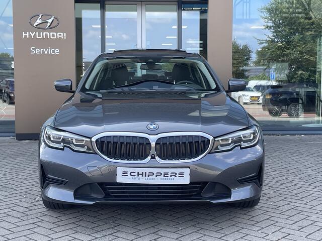 BMW 3-SERIE 330e | LED | 360° camera | Schuif-kanteldak | Laser LED-koplampen