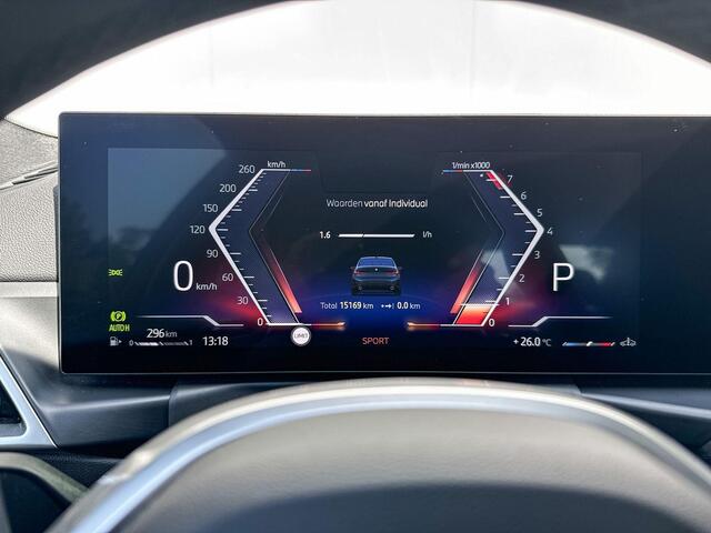 BMW 3-SERIE Sedan 320i xDrive