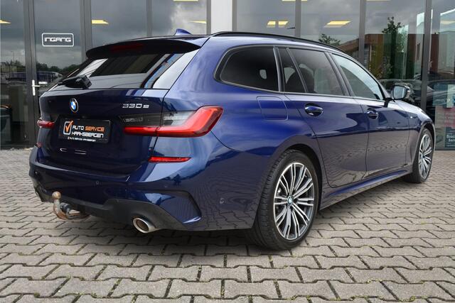 BMW 3-SERIE Touring 330e M-Sport | Pano | Camera | Trekhaak |