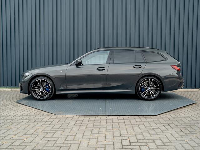 BMW 3-SERIE Touring M340i xDrive | Laser | 360 Camera | Trekhaak | Harman/Kardon | Head Up | Dodehoek sensoren | Prijs Rijklaar!!