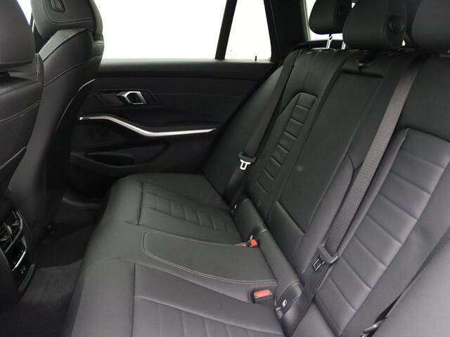 BMW 3-SERIE Touring 320i | M Sport Package | Innovation Pack | Comfort Pack