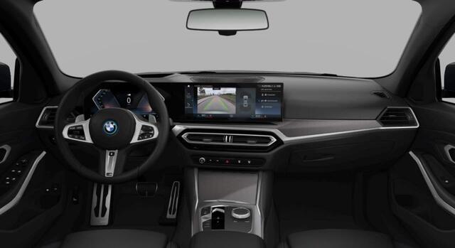 BMW 3-SERIE 330e xDrive M-Sport | Schuifdak | Elektr. Trekhaak