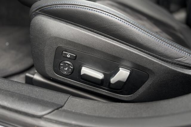 BMW 3-SERIE Touring 330e M-Sport Pro | Memory | Camera | Laserlight | Adaptive Cruise | Fabrieksgarantie