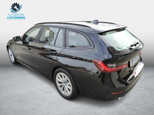 BMW 3-SERIE Touring 320e Business Edition Plus PHEV / Stoelverw. / Electrische achterklep
