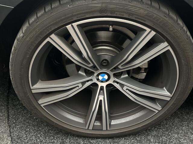 BMW 3-SERIE 320i High Executive Edition Open Dak Sfeer Led Camera NL Dealer BTW