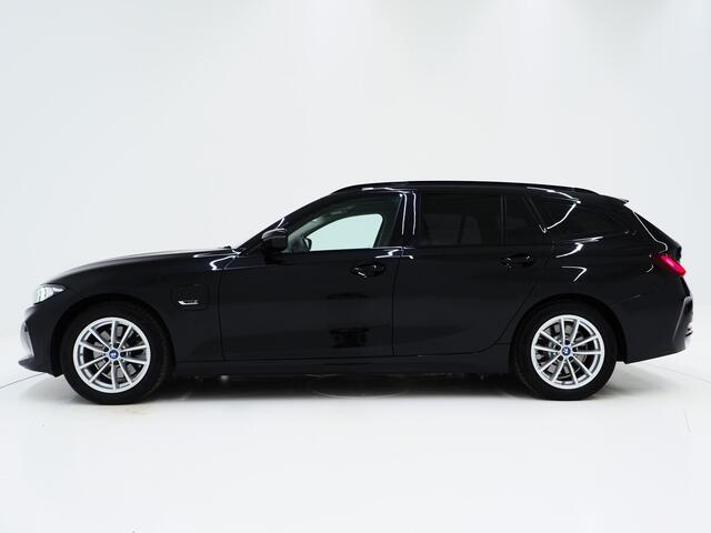 BMW 3-SERIE Touring 320e LCI Shadow Line | Widescreen | Carplay | Cruise | DAB | PDC | LED