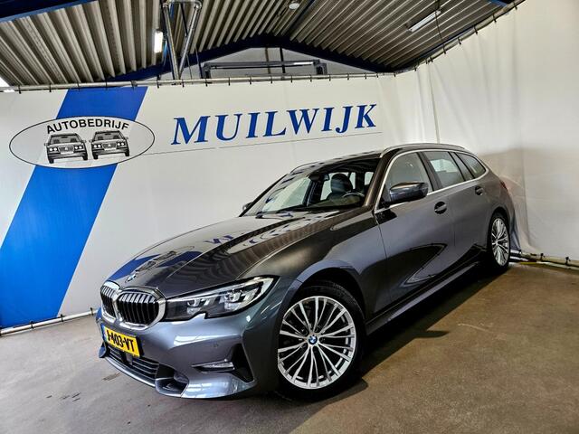 BMW 3-SERIE Touring 318i Executive Edition / Trekhaak / Full LED / NL Auto