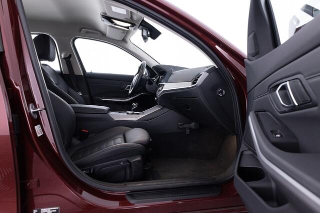 BMW 3-SERIE 330 e Business Edition Plus | LEDER | Full LED