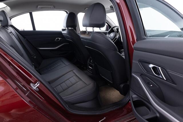 BMW 3-SERIE 330 e Business Edition Plus | LEDER | Full LED