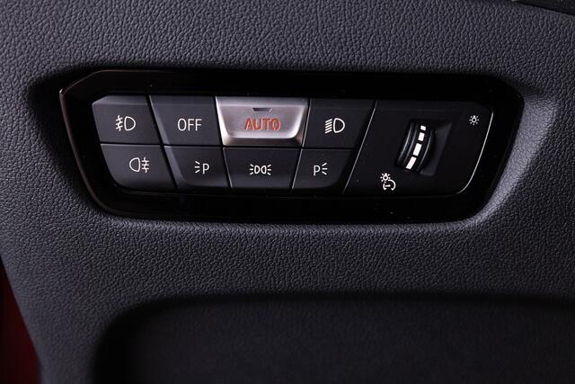 BMW 3-SERIE 330 e Business Edition Plus | LEDER | Full LED