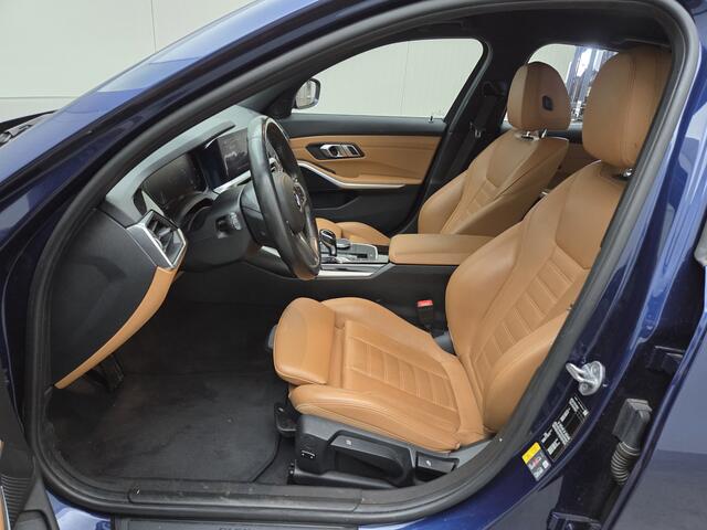 BMW 3-SERIE 330e eDrive Edition | Navi | Carplay | Leer | Cruise | PDC V+A | *