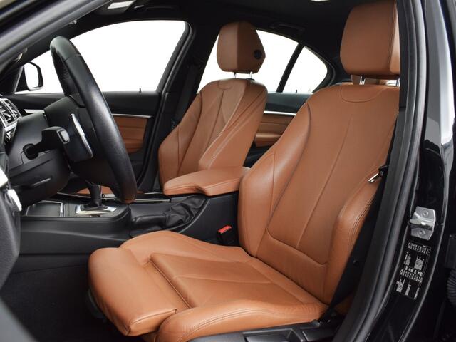 BMW 3-SERIE 320i High Executive | Cognac Leder o Dealeronderhouden o NAP