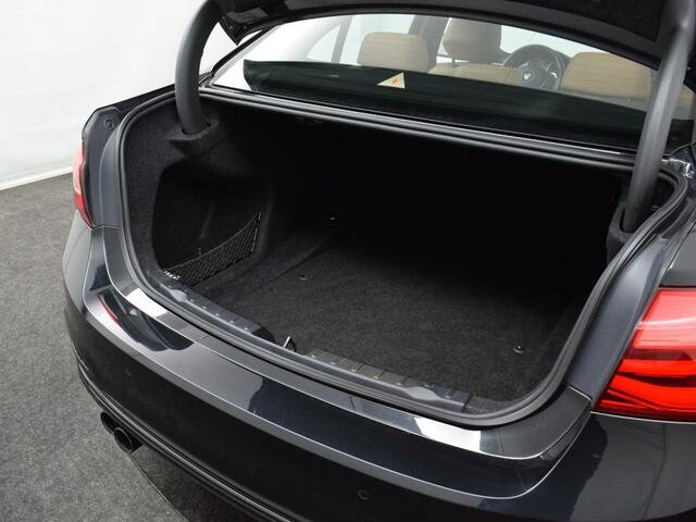 BMW 3-SERIE 320i High Executive | Cognac Leder o Dealeronderhouden o NAP