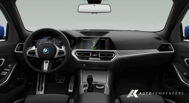 BMW 3-SERIE 330e xDrive M Sport | Shadow | Cruise | Stuurverwarming | Elek. stoelbediening | Ambiente verlichting | 18' inch |