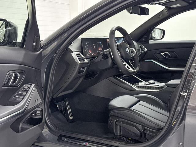 BMW 3-SERIE Sedan 330e | M-Sport Pro | Comfort Pack | Harman/Kardon | Schuif-/kanteldak | Comfort Access