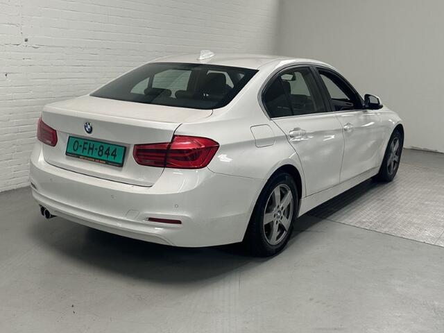 BMW 3-SERIE 320d CLIMA / CRUISE / NAVI / TREKHAAK