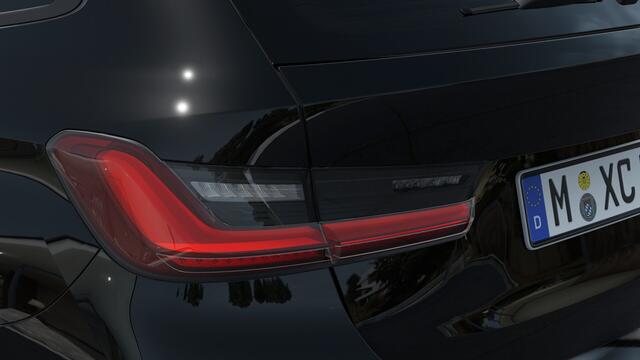 BMW 3-SERIE Touring 330e M Sport Automaat / Panoramadak / Trekhaak / Sportstoelen / Active Cruise Control / Adaptieve LED / Parking Assistant Plus / Comfort Access