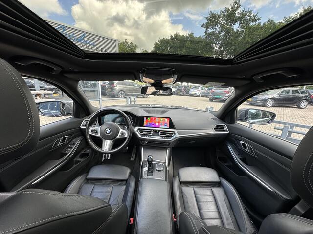 BMW 3-SERIE Touring 330e High Executive M-pakket/Panoramadak/Navigatie/Leder