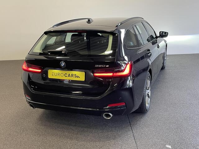 BMW 3-SERIE Touring 320e Climate control Adaptive cruise control Parkeersensoren Navigatie LED Apple Carplay/ Android Auto