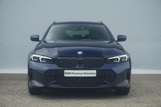 BMW 3-SERIE Touring 330e | M Sportpakket Pro | Comfort Pack | M Performance velgen | Comfort Access |