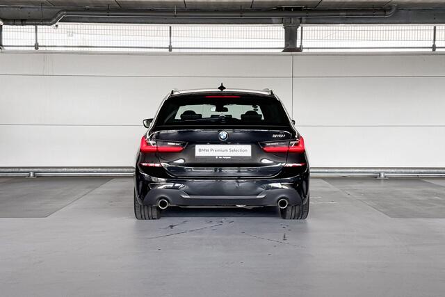 BMW 3-SERIE Touring 318i M-Sport