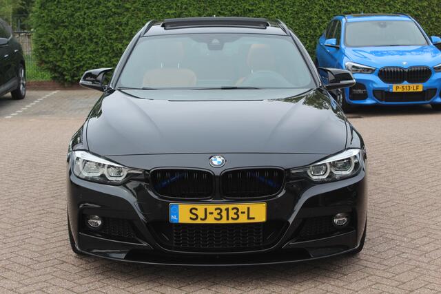 BMW 3-SERIE Touring 330i M Sport Edition / M Performance / Trekhaak / Panoramadak / 360Camera / Leder / 19'' / Head-up / Navigatie / Harman Kardon / Stoelverwarming / DAB / Cruise Control