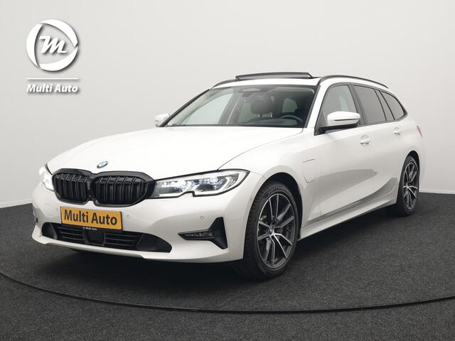 BMW 3-SERIE Touring 330e Plug In Hybrid 293pk Dealer O.H PHEV | Trekhaak Af Fabriek | Panodak | Head Up | Adaptive Cruise | Laser LED | Lederen Sportstoelen Memory & Verwarmd | Keyless | Blis | Apple Carplay | Stuur Verwarmd | Navigatie | DAB |