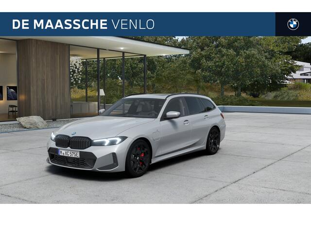 BMW 3-SERIE Touring 330e High Executive M Sport Automaat / Panoramadak / Trekhaak / Sportstoelen / Adaptieve LED / Active Cruise Control / Parking Assistant Plus / Comfort Access /