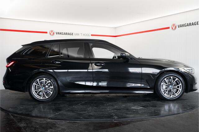 BMW 3-SERIE Touring 330e Business Edition Plus