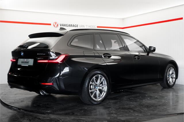 BMW 3-SERIE Touring 330e Business Edition Plus